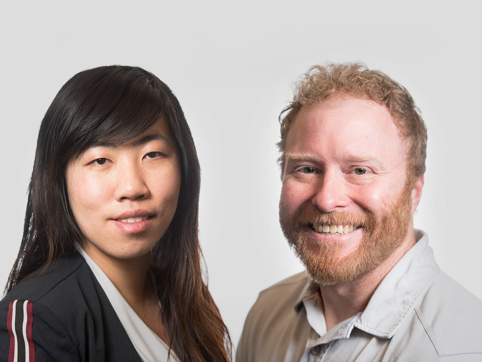 Chemical engineer Yuan Jiang, left, and green chemist David Heldebrant, right, are coauthors on a new study that describes properties of the carbon capture solvent, known as EEMPA, and its potential to remove CO2 from power plant emissions before the acidic gas can reach the atmosphere.